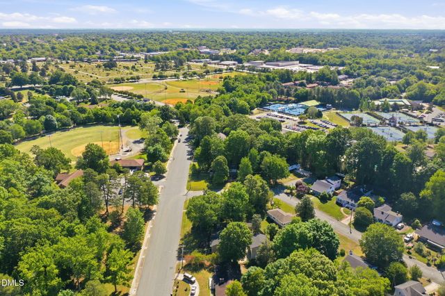 1504 Overbrook Road, Burlington, NC 27215