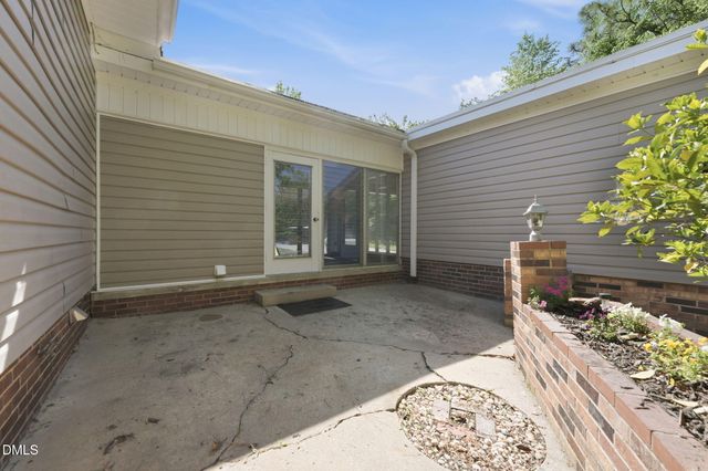 1504 Overbrook Road, Burlington, NC 27215