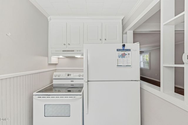 1504 Overbrook Road, Burlington, NC 27215