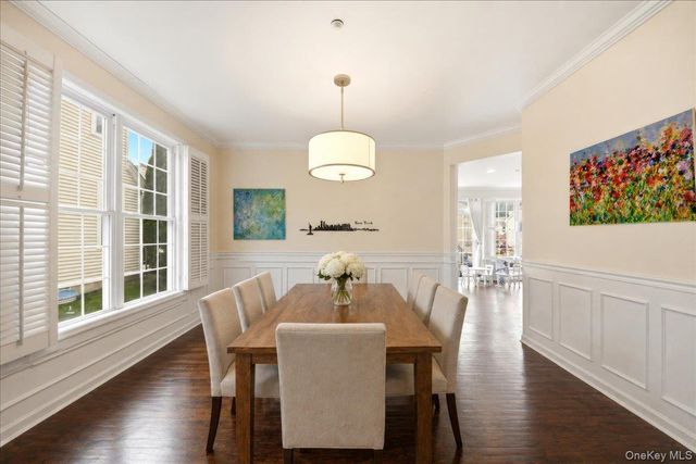 38 Ovation Court, White Plains, NY 10603