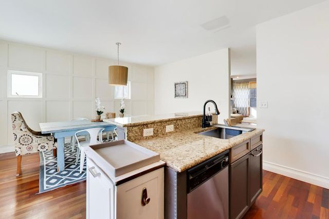 2533 S STARK Street, Chicago, IL 60608