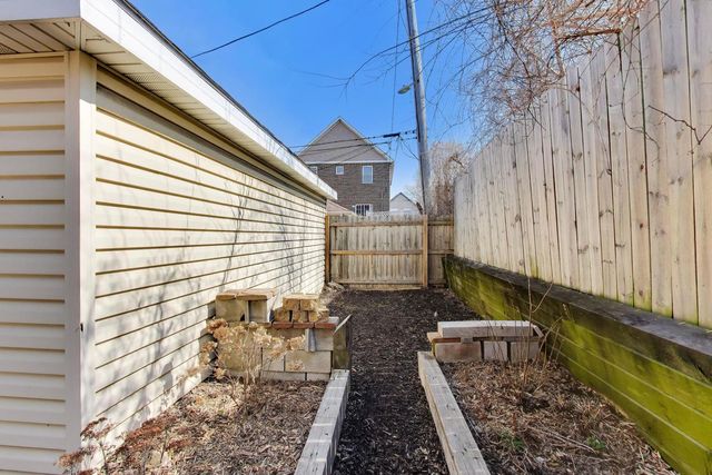 2533 S STARK Street, Chicago, IL 60608