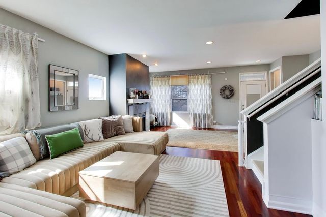 2533 S STARK Street, Chicago, IL 60608