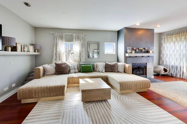 2533 S STARK Street, Chicago, IL 60608