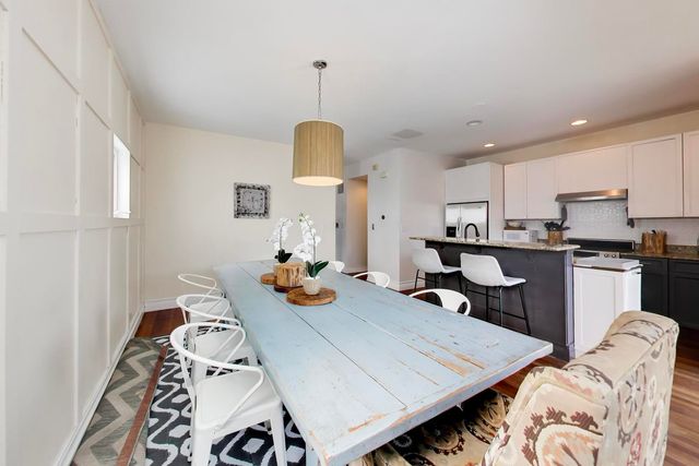 2533 S STARK Street, Chicago, IL 60608