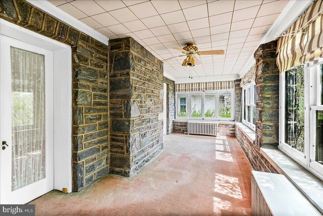 216 E MANOA RD, Havertown, PA 19083