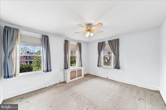 216 E MANOA RD, Havertown, PA 19083