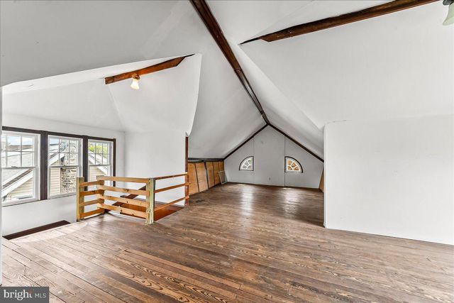 216 E MANOA RD, Havertown, PA 19083