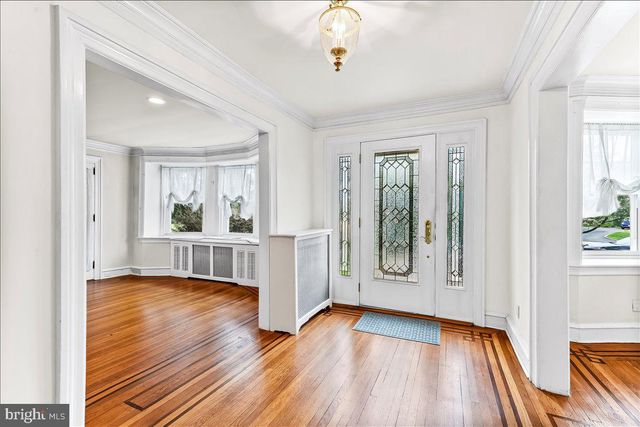 216 E MANOA RD, Havertown, PA 19083