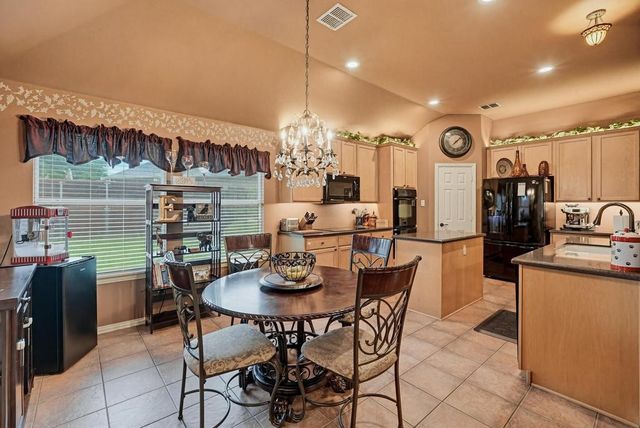 5204 Appalachian Way, Fort Worth, TX 76123