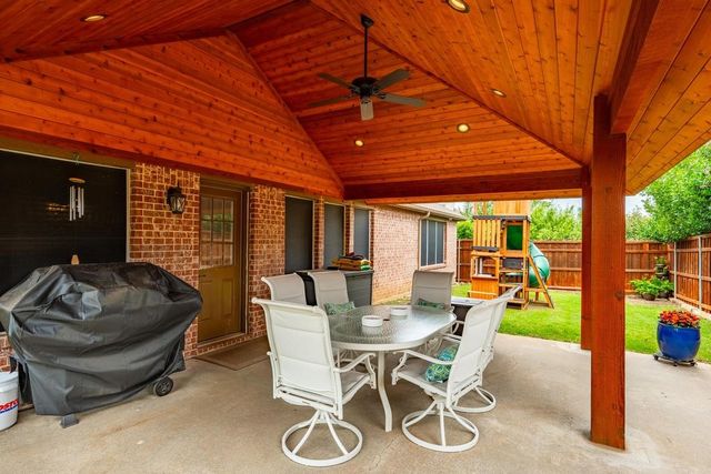 5204 Appalachian Way, Fort Worth, TX 76123