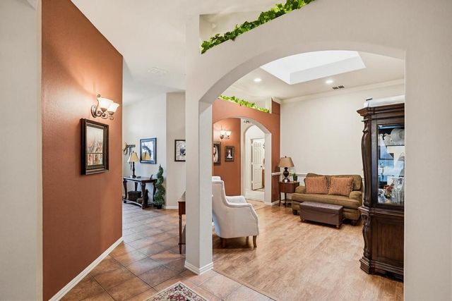 5204 Appalachian Way, Fort Worth, TX 76123