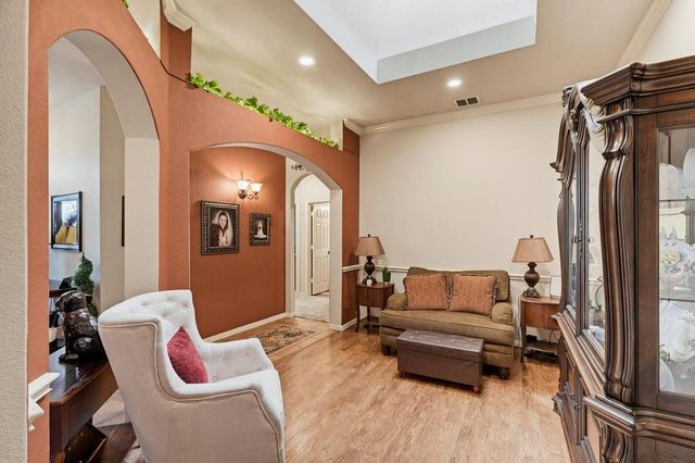 5204 Appalachian Way, Fort Worth, TX 76123