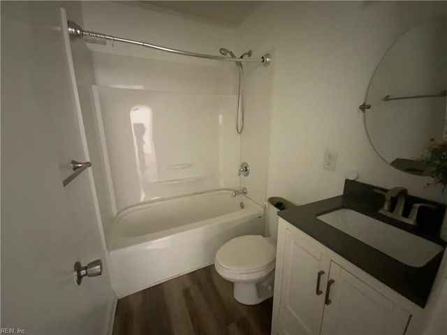 35 Phelps CIR, Hampton, VA 23663