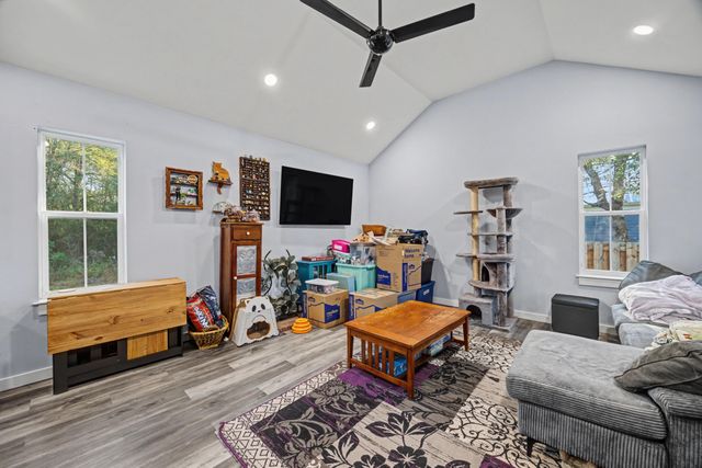 255 W Renoir Road, Defuniak Springs, FL 32433