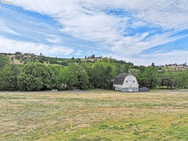 2612 BENNETT Way, The Dalles, OR 97058