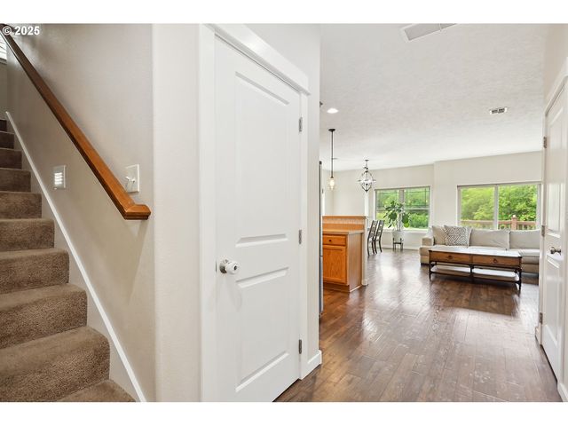 2612 BENNETT Way, The Dalles, OR 97058