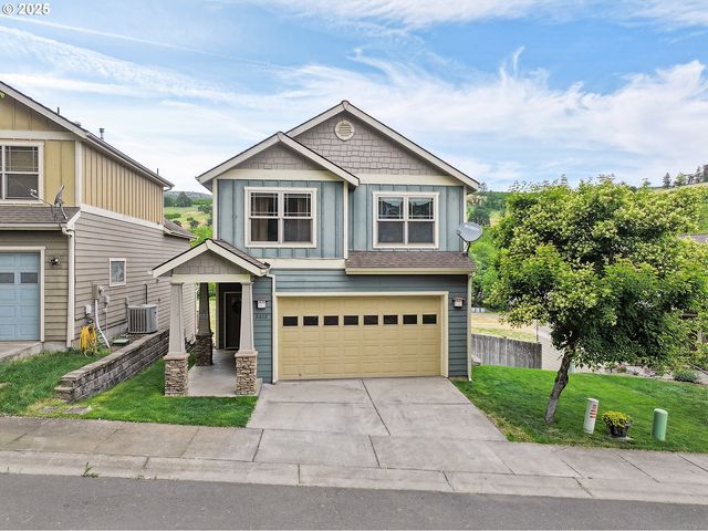 2612 BENNETT Way, The Dalles, OR 97058