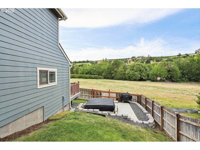 2612 BENNETT Way, The Dalles, OR 97058