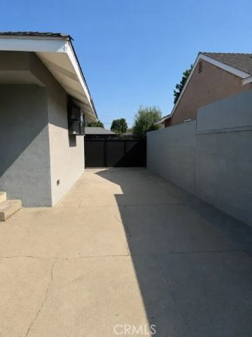 5552 E Peabody, Long Beach, CA 90808