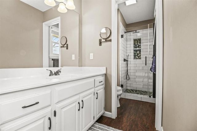 1048 SW Twin Creek Drive, Lee's Summit, MO 64081