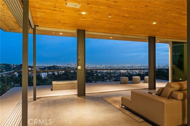 2917 Durand Drive, Los Angeles, CA 90068