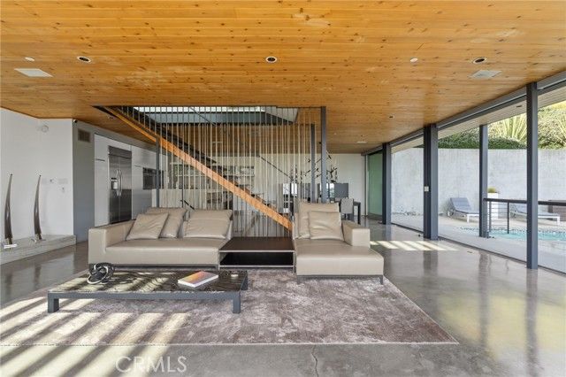 2917 Durand Drive, Los Angeles, CA 90068