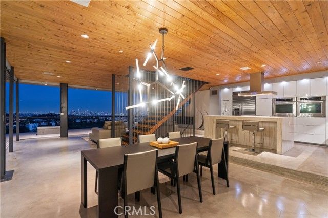 2917 Durand Drive, Los Angeles, CA 90068