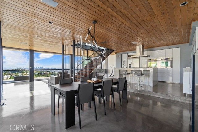 2917 Durand Drive, Los Angeles, CA 90068