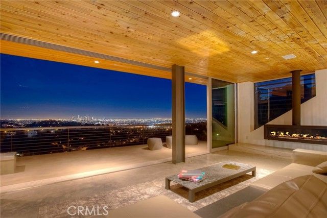 2917 Durand Drive, Los Angeles, CA 90068