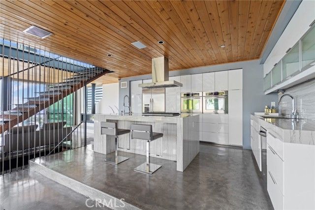 2917 Durand Drive, Los Angeles, CA 90068