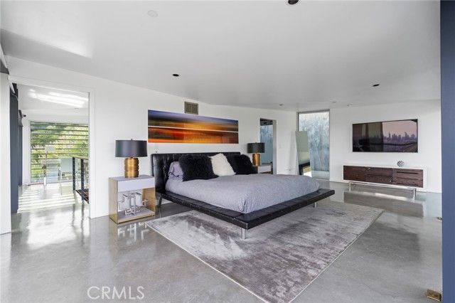 2917 Durand Drive, Los Angeles, CA 90068