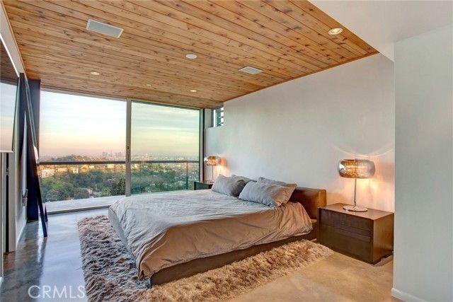 2917 Durand Drive, Los Angeles, CA 90068