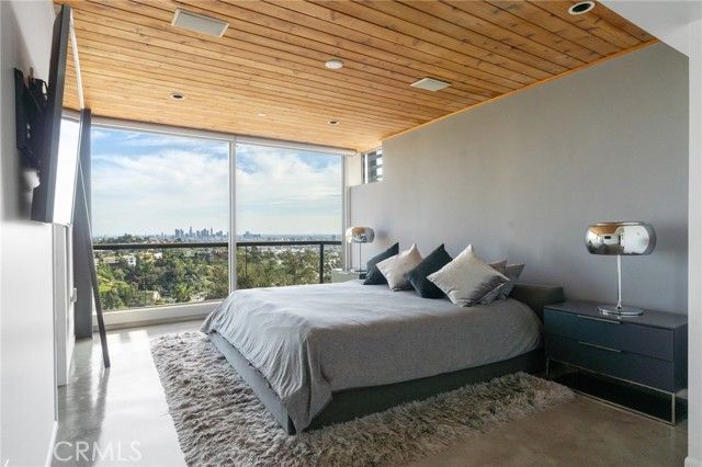 2917 Durand Drive, Los Angeles, CA 90068