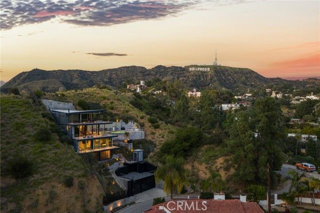 2917 Durand Drive, Los Angeles, CA 90068