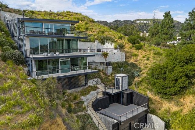 2917 Durand Drive, Los Angeles, CA 90068