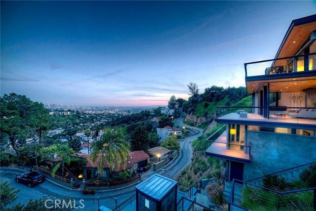 2917 Durand Drive, Los Angeles, CA 90068