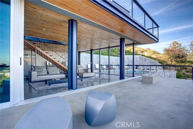 2917 Durand Drive, Los Angeles, CA 90068