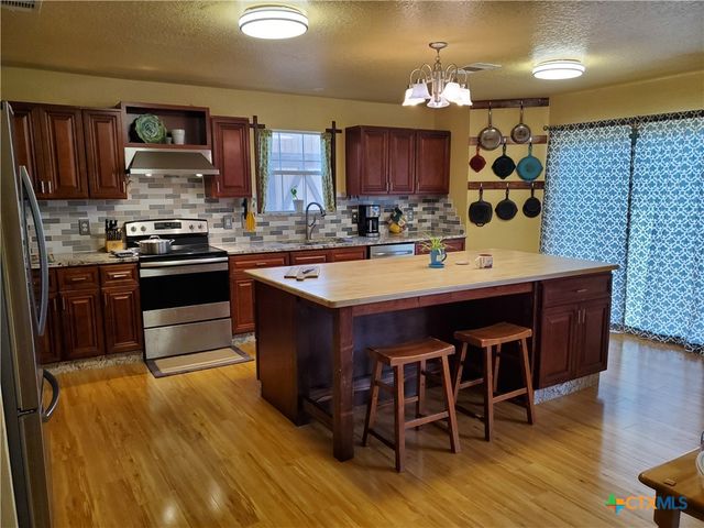 3854 Cherokee Boulevard, New Braunfels, TX 78132