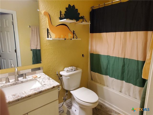 3854 Cherokee Boulevard, New Braunfels, TX 78132