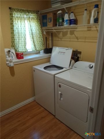 3854 Cherokee Boulevard, New Braunfels, TX 78132