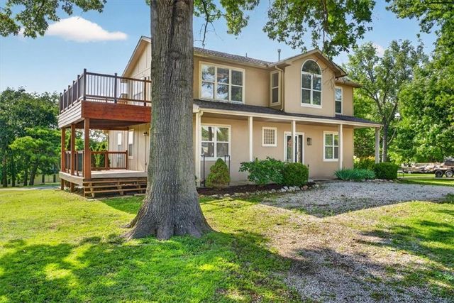 2133 NE Todd George Road, Lee's Summit, MO 64086