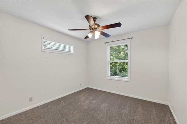 2133 NE Todd George Road, Lee's Summit, MO 64086