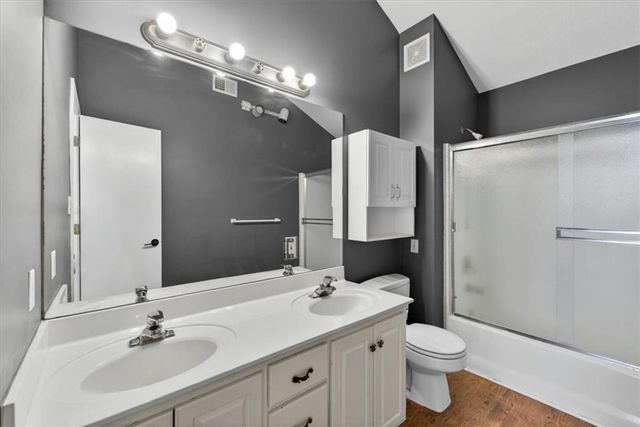 2133 NE Todd George Road, Lee's Summit, MO 64086