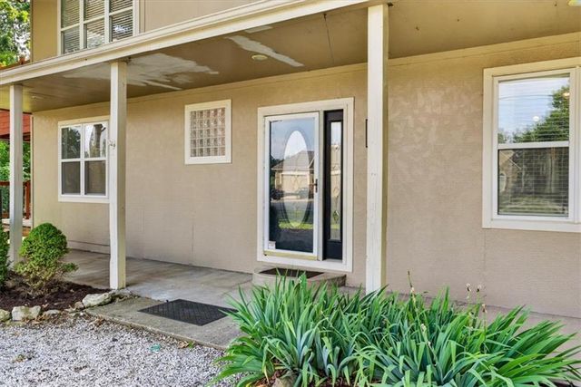 2133 NE Todd George Road, Lee's Summit, MO 64086