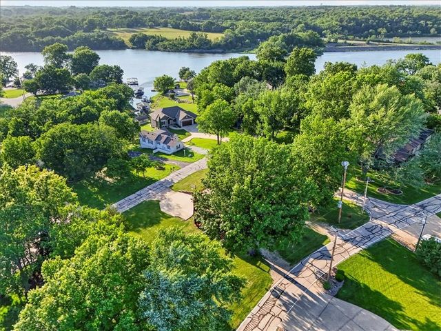 2133 NE Todd George Road, Lee's Summit, MO 64086