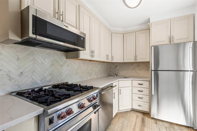 1 Peck Avenue 18A, Rye, NY 10580