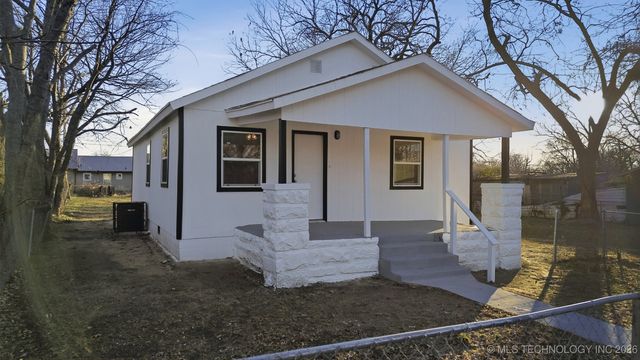 1110 Martin Luther King Drive, Okmulgee, OK 74447