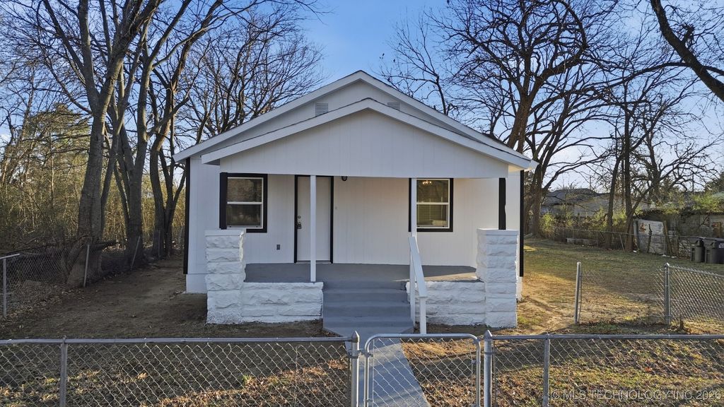 1110 Martin Luther King Drive, Okmulgee, OK 74447