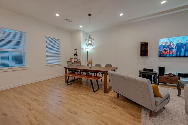 8911 Knoll Villas Street, Houston, TX 77080